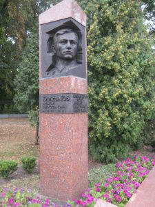 Памятник Кижеватову А.М.