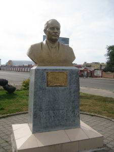 Памятник Якубу Коласу